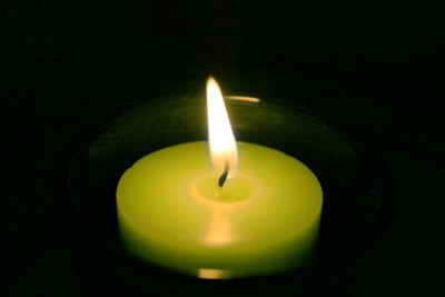 Зеленая свеча